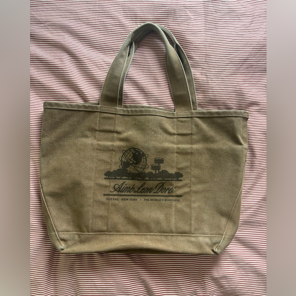 Aime Leon Dore Medium unisphere tote